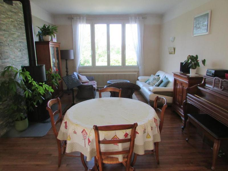 Maison - 106 m² - 5 pièces