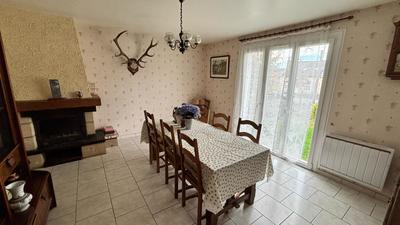 Maison - 94 m² - 4 pièces