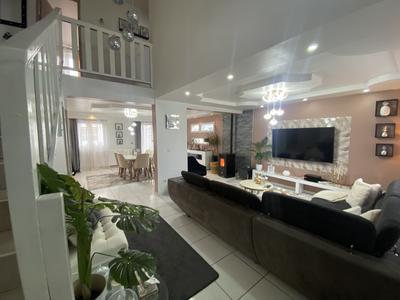 Maison - 146 m² - 7 pièces