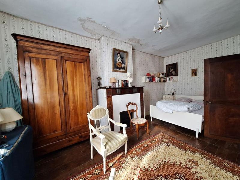 Maison de village - 310 m² - 12 pièces