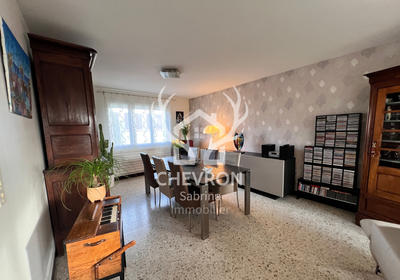 Maison - 144 m² - 7 pièces