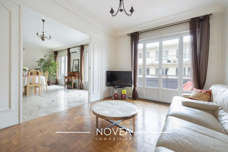 Appartement - 100 m² - 4 pièces