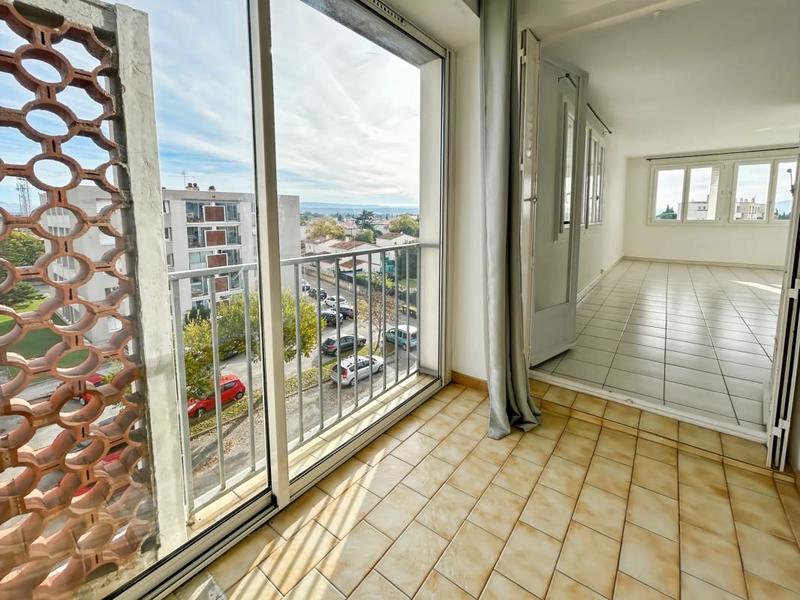 Appartement - 88 m² - 5 pièces