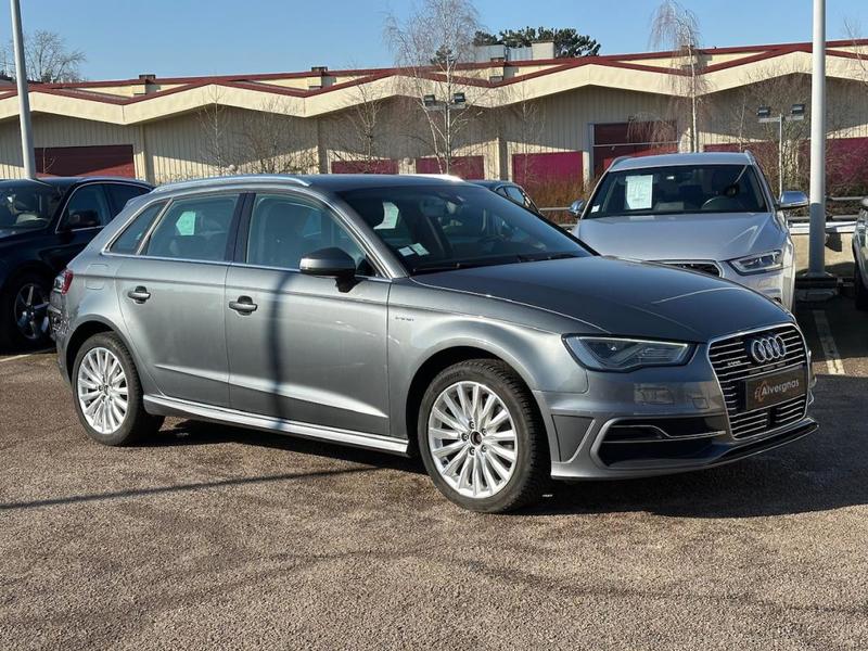 Audi A3 III Sportback 1.4 Tfsi E-Tron 204 Ambiente s tronic