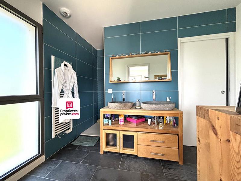 Maison - 150 m² - 3 pièces