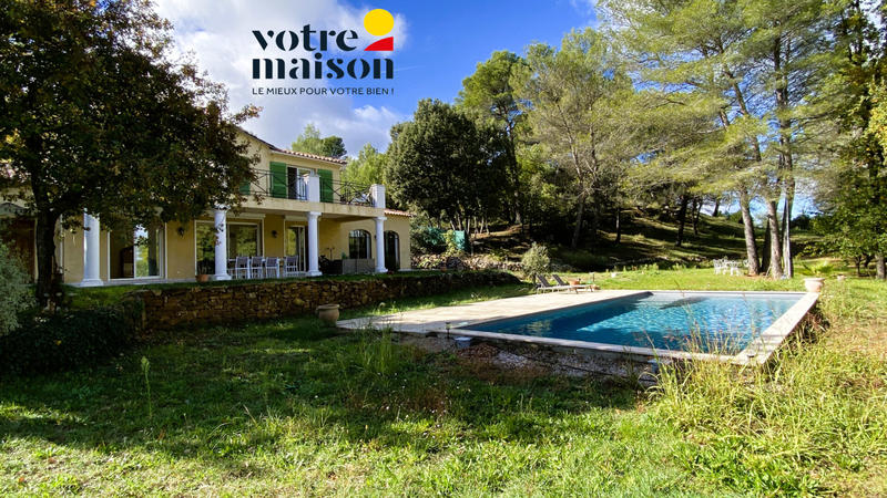 Villa - 234 m² - 6 pièces