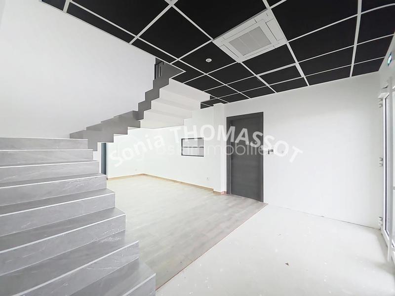 Bureau - 350 m² - 4 pièces