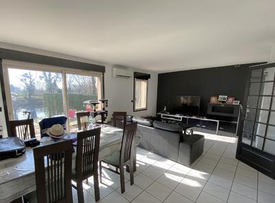 Maison - 89 m² - 5 pièces