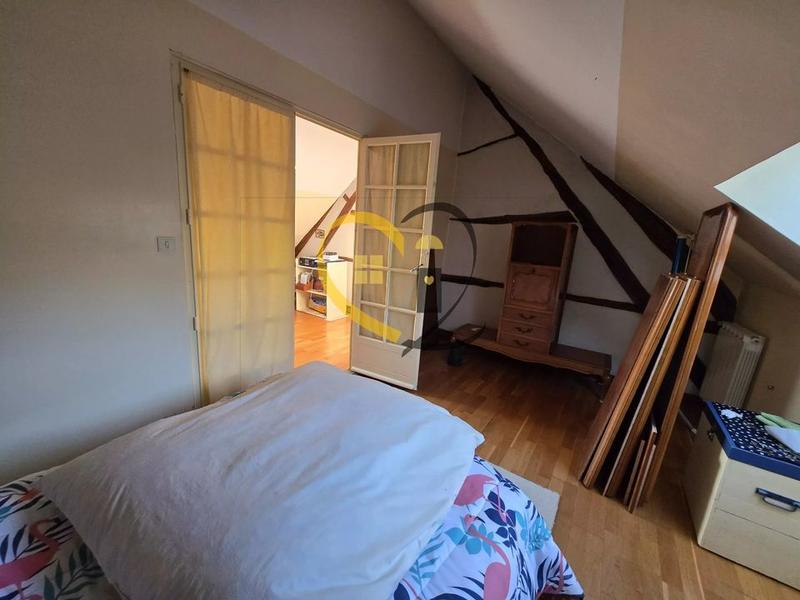 Maison - 180 m² - 5 pièces