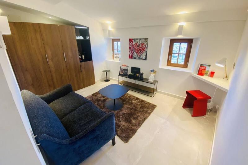 Maison - 140 m² - 9 pièces