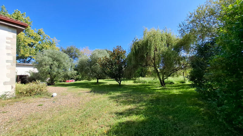 Maison - 530 m² - 15 pièces