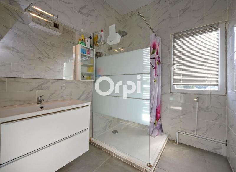 Maison - 102 m² - 4 pièces