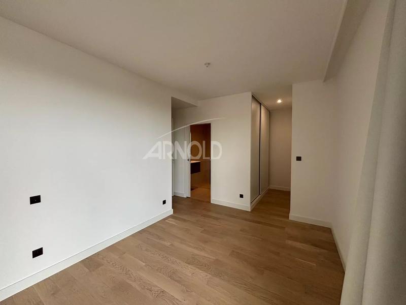 Appartement - 97 m² - 4 pièces