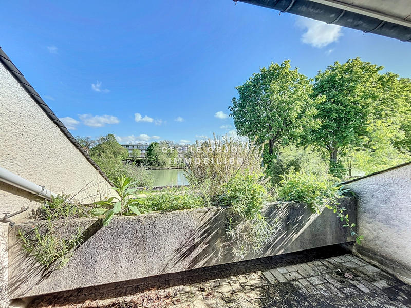 Maison contemporaine - 172 m² - 7 pièces