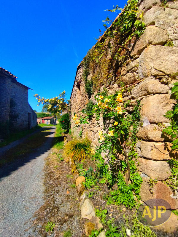 Maison - 90 m² - 2 pièces