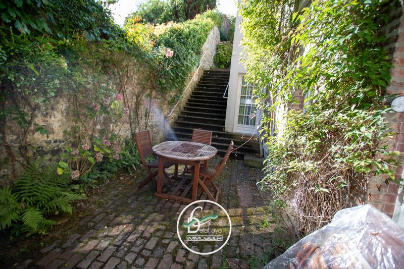 Maison ancienne - 151 m² - 7 pièces