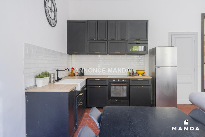 Appartement - 143 m² - 5 pièces