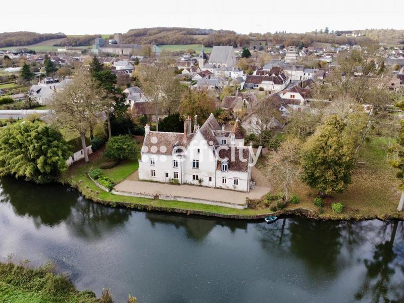 Demeure - 431 m² - 13 pièces