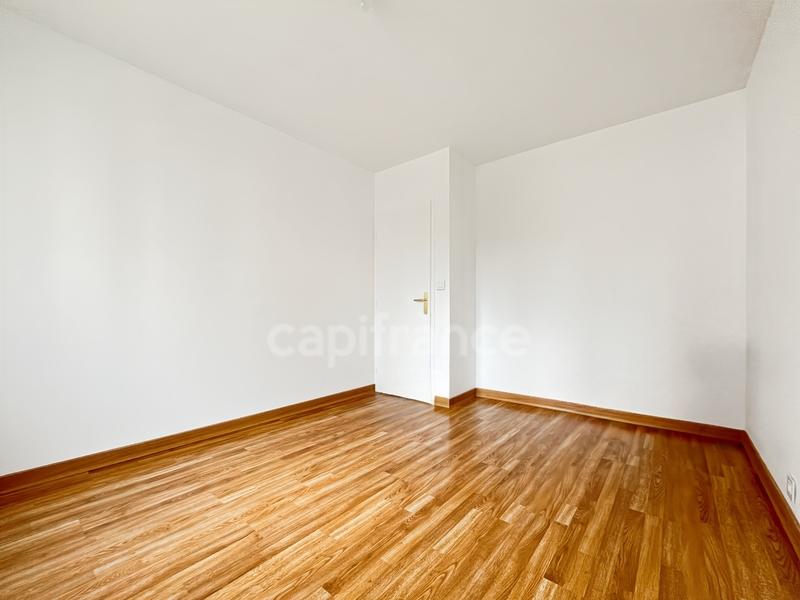 Appartement - 79 m² - 4 pièces