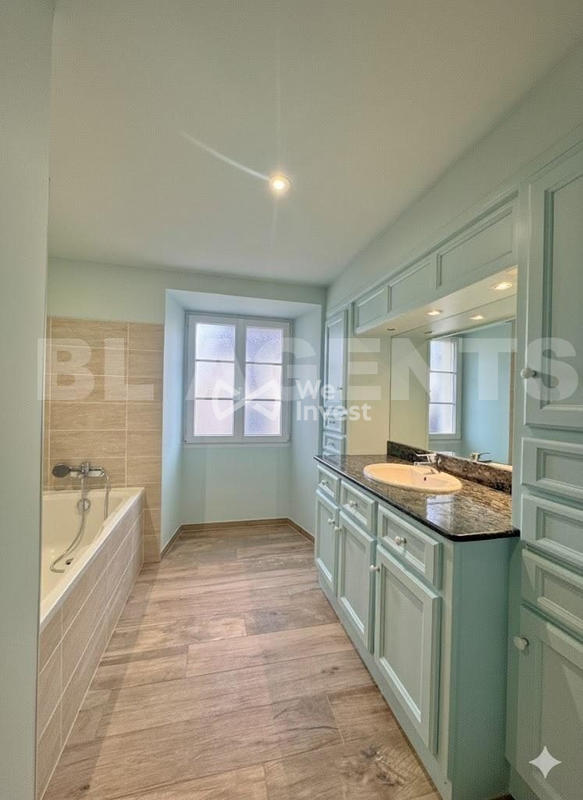 Maison - 160 m² - 6 pièces