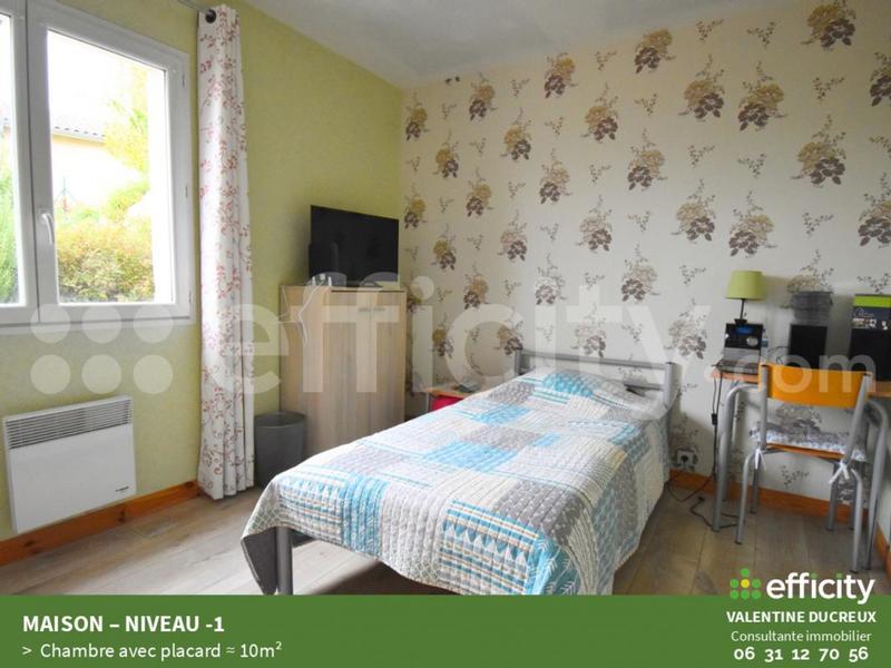 Pavillon - 142 m² - 6 pièces