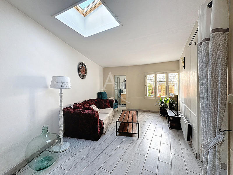 Maison - 102 m² - 5 pièces