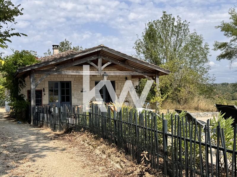 Maison - 140 m² - 7 pièces