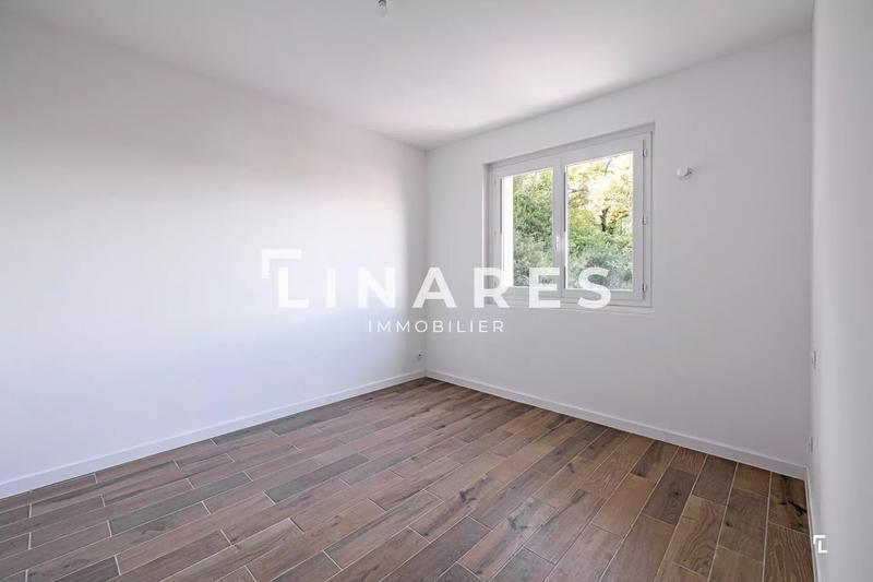 Appartement - 95 m² - 4 pièces