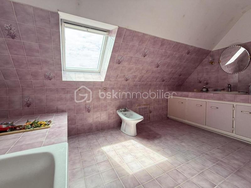 Maison - 143 m² - 6 pièces