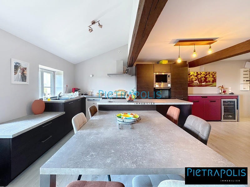 Duplex - 111 m² - 4 pièces