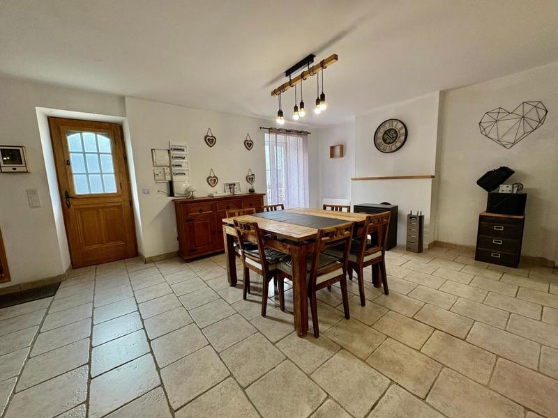 Maison - 156 m² - 4 pièces