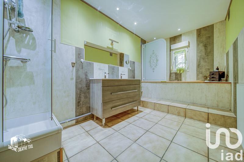 Appartement - 151 m² - 5 pièces