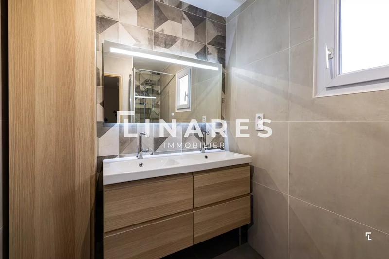 Maison - 155 m² - 6 pièces