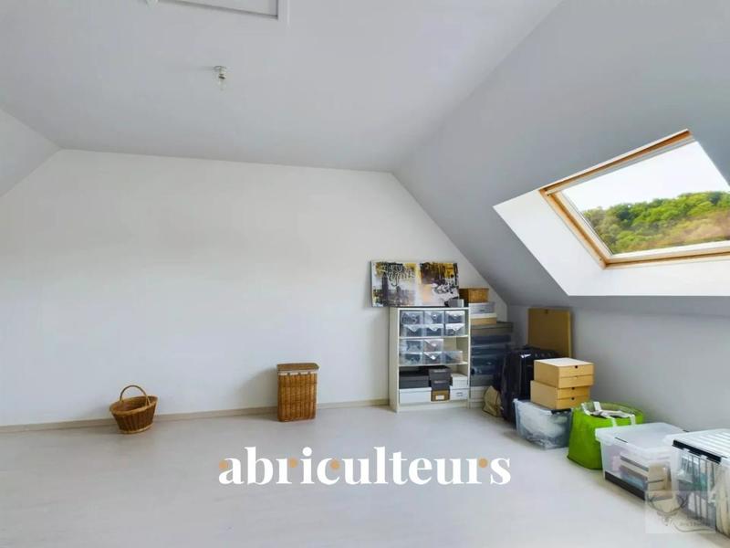 Maison - 152 m² - 6 pièces