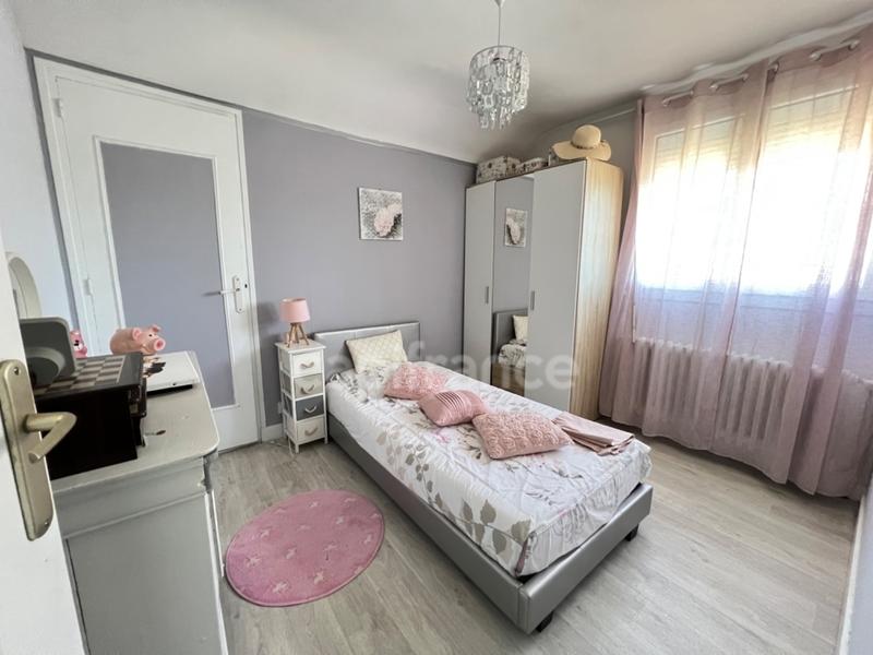 Maison - 97 m² - 5 pièces