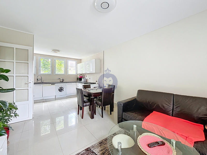 Appartement - 63 m² - 4 pièces