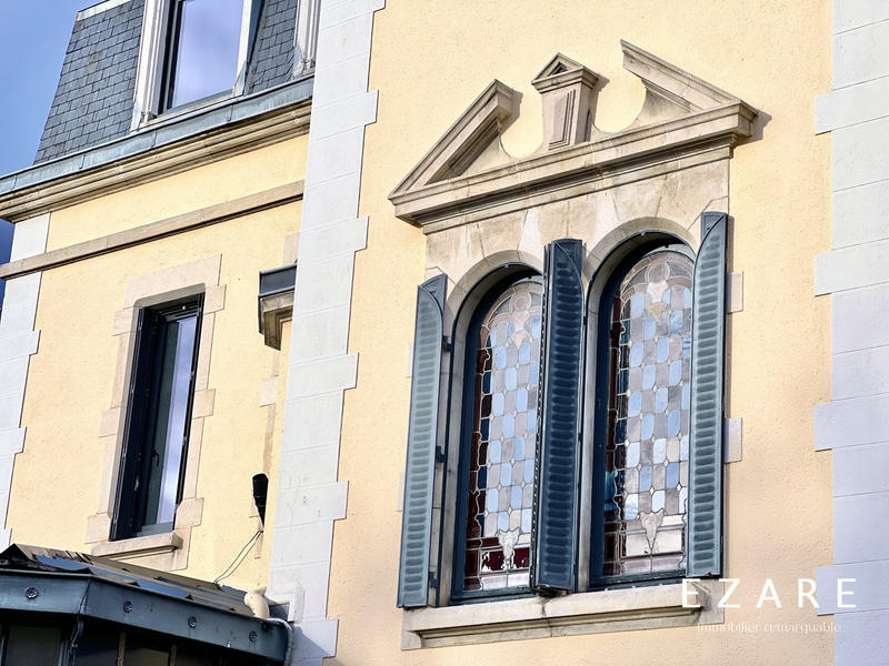 Bureau - 352 m² - 12 pièces