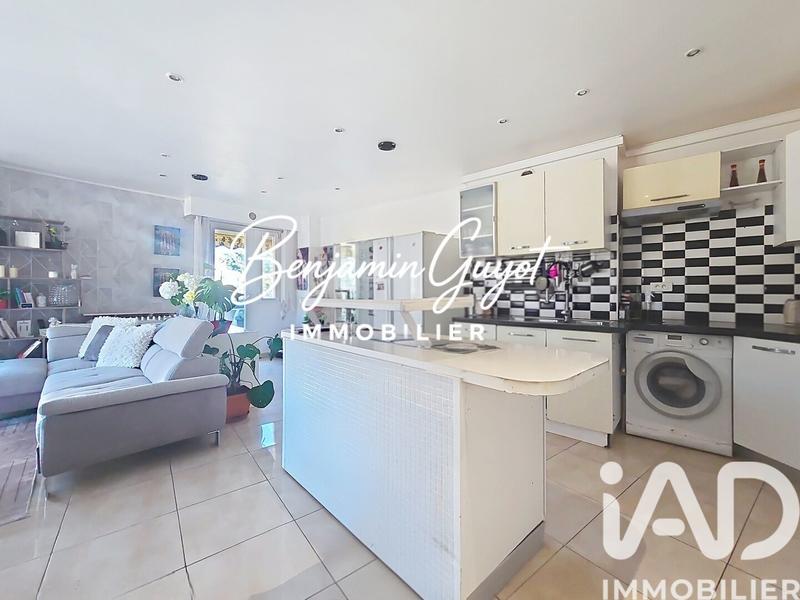 Appartement - 74 m² - 3 pièces