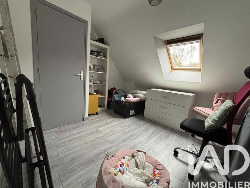 Maison - 99 m² - 5 pièces