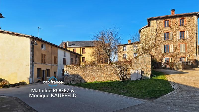 Maison de village - 280 m² - 12 pièces