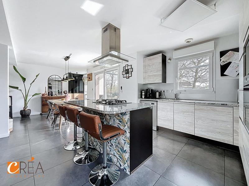 Maison - 114 m² - 5 pièces