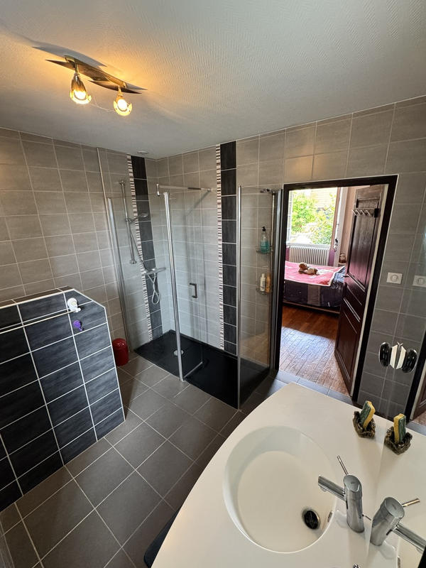 Maison - 224 m² - 10 pièces