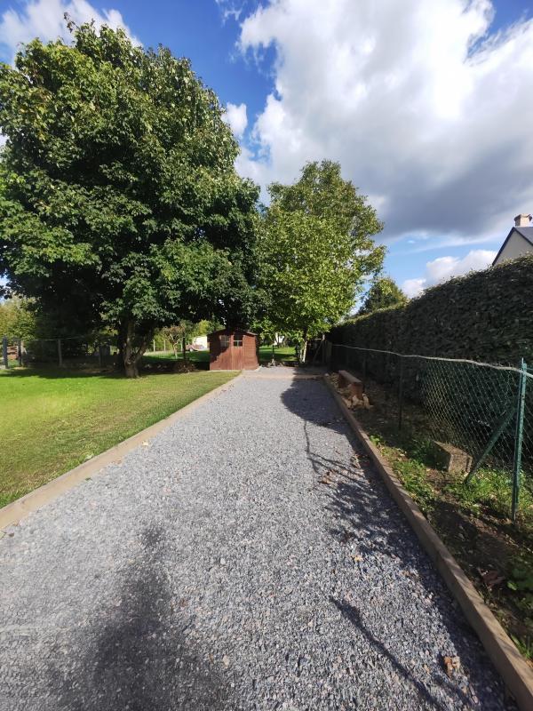 Pavillon - 130 m² - 7 pièces