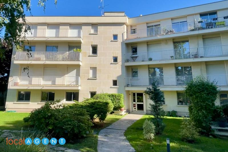 Appartement - 104 m² - 5 pièces