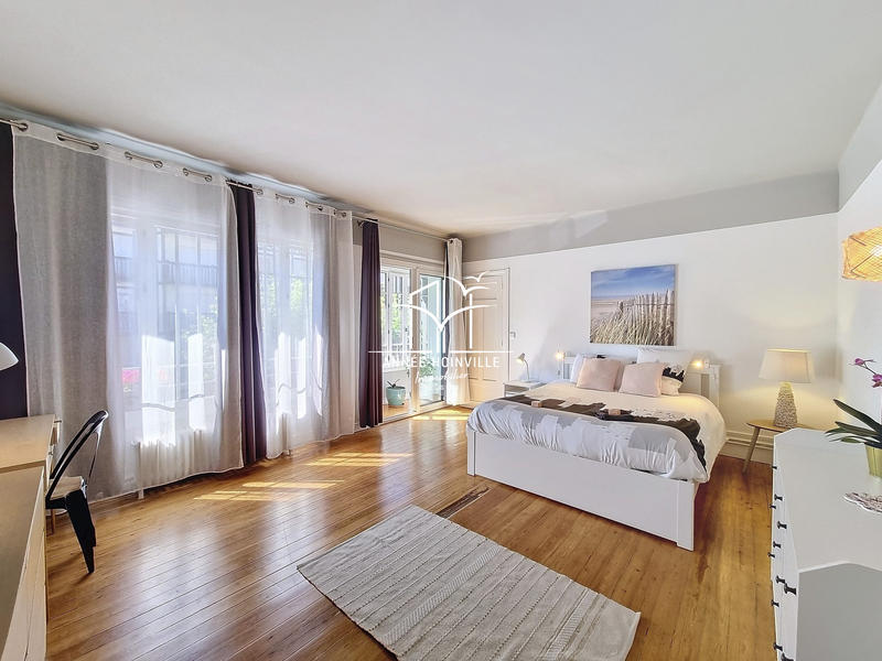 Maison - 176 m² - 6 pièces