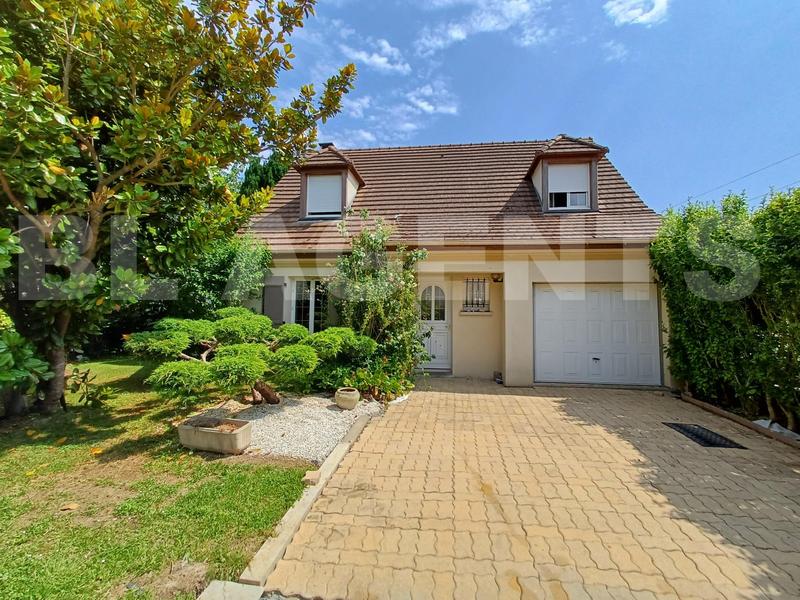 Maison - 96 m² - 4 pièces