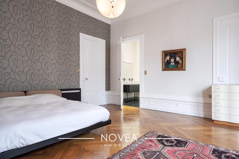 Appartement - 260 m² - 8 pièces