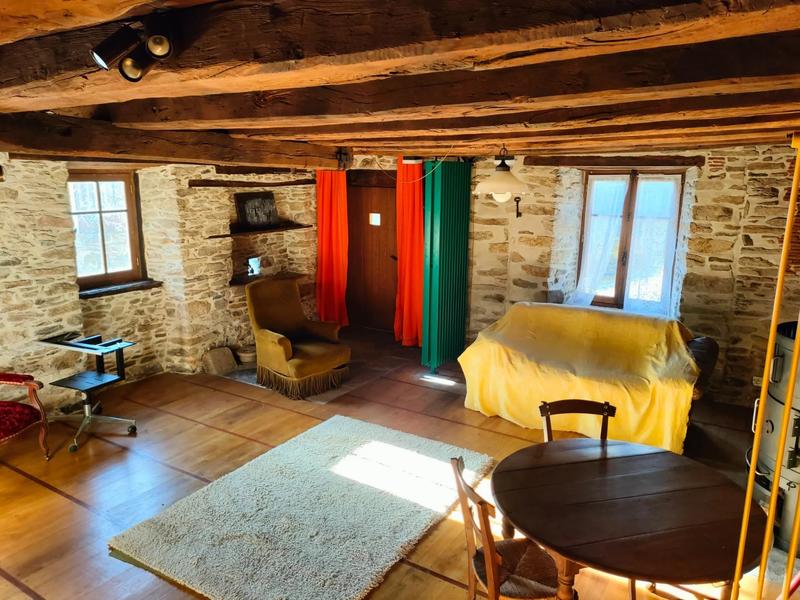 Propriété - 258 m² - 9 pièces