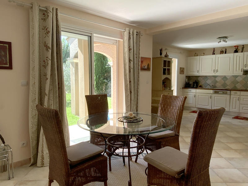 Maison - 111 m² - 4 pièces