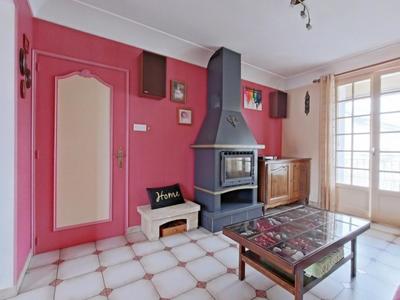 Maison - 99 m² - 5 pièces